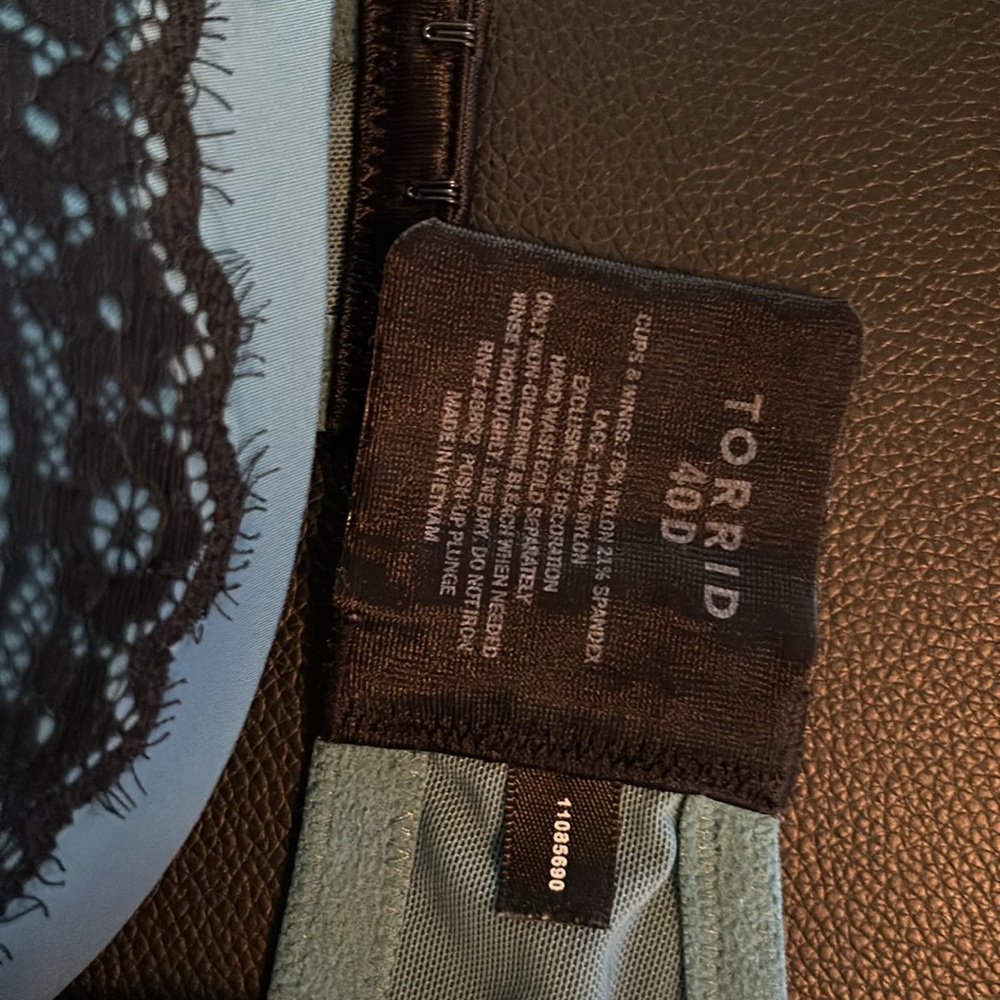 Torrid Bra - Picture 2 of 3
